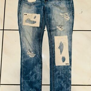 True Religion Cameron Boyfriend Slim Distressed Jeans Size 26